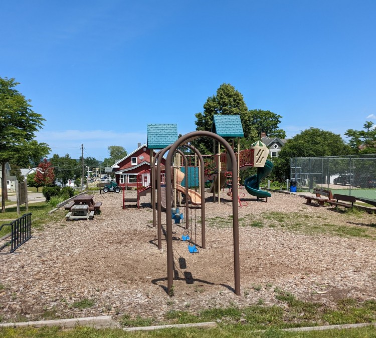 Lynn Street Playground (Munising,&nbspMI)